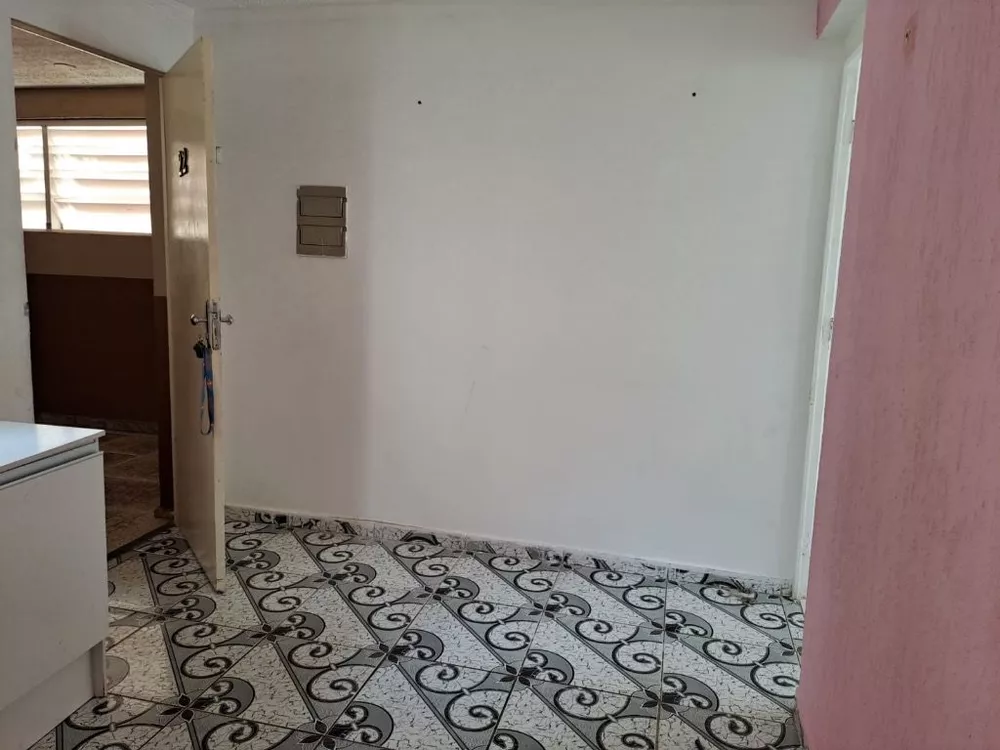 Apartamento à venda com 2 quartos, 44m² - Foto 4