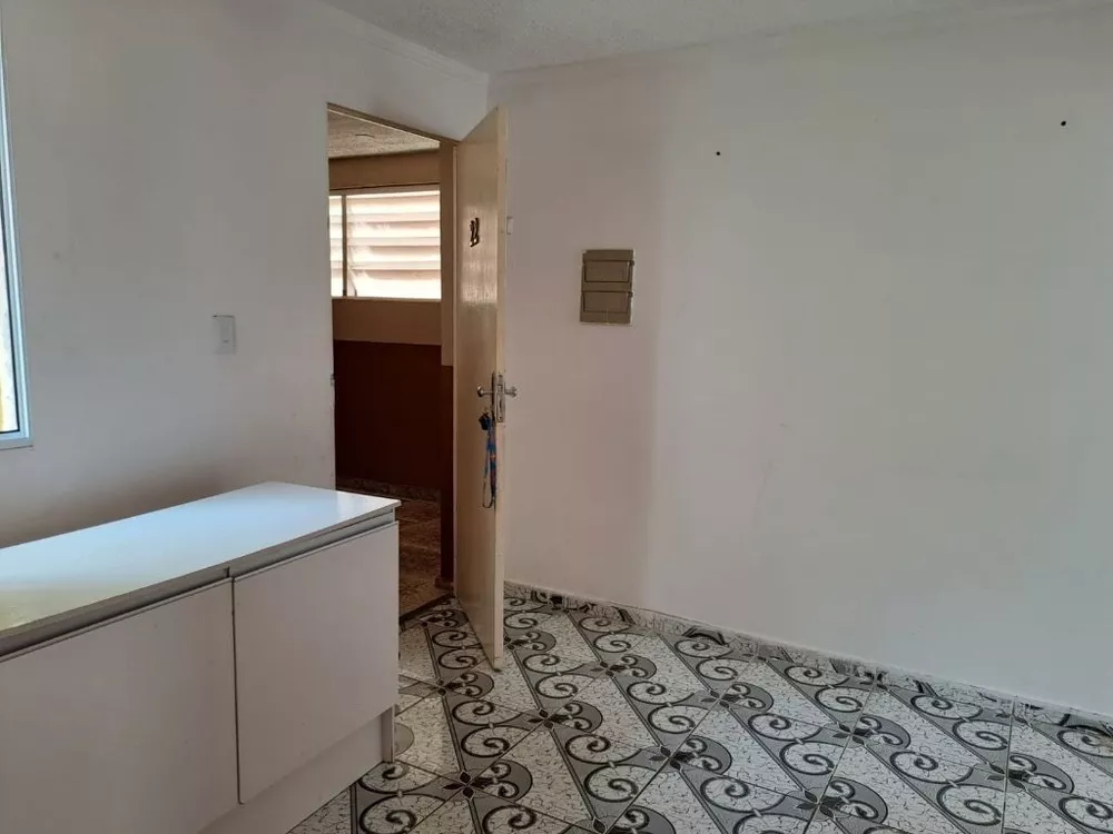 Apartamento à venda com 2 quartos, 44m² - Foto 3