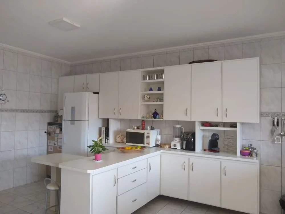 Casa, 2 quartos, 223 m² - Foto 3