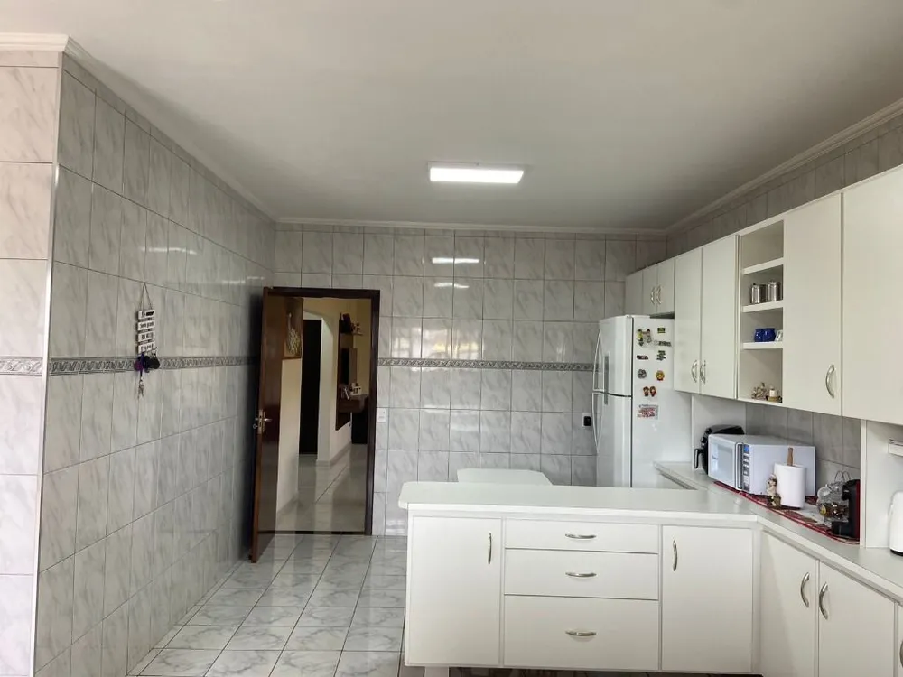 Casa, 2 quartos, 223 m² - Foto 4