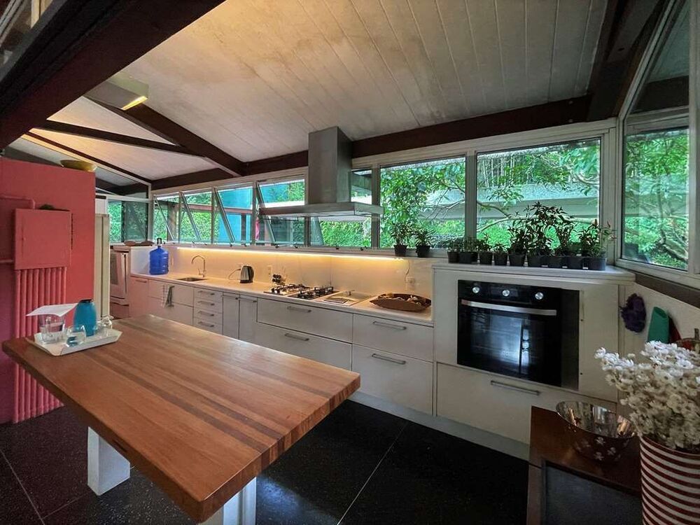 Casa de Condomínio à venda com 3 quartos, 380m² - Foto 10