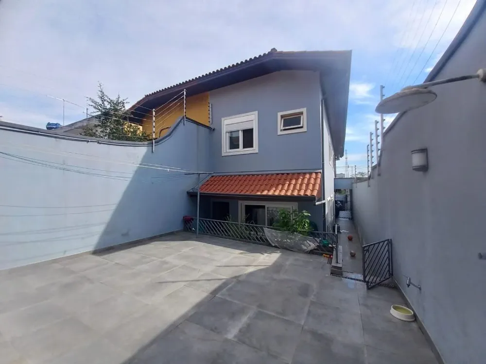 Casa, 4 quartos, 200 m² - Foto 1