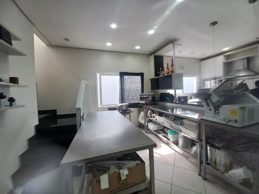 Casa, 4 quartos, 200 m² - Foto 2