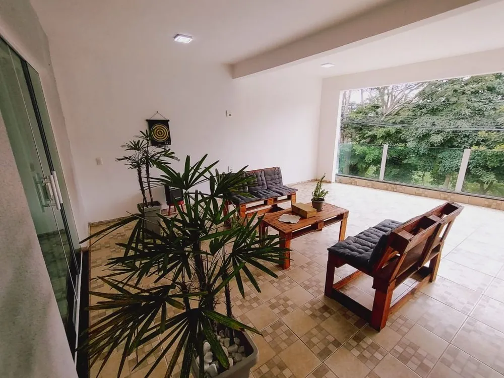 Casa, 3 quartos, 239 m² - Foto 2