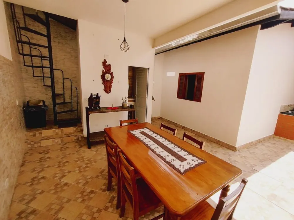 Casa, 3 quartos, 239 m² - Foto 9