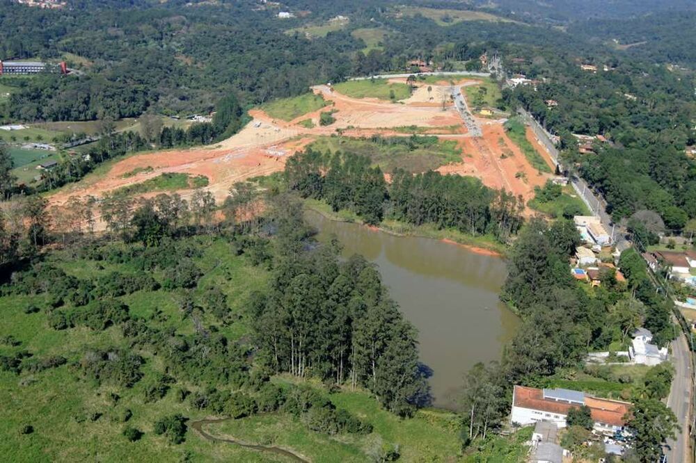 Casa de Condomínio à venda com 3 quartos, 230m² - Foto 47