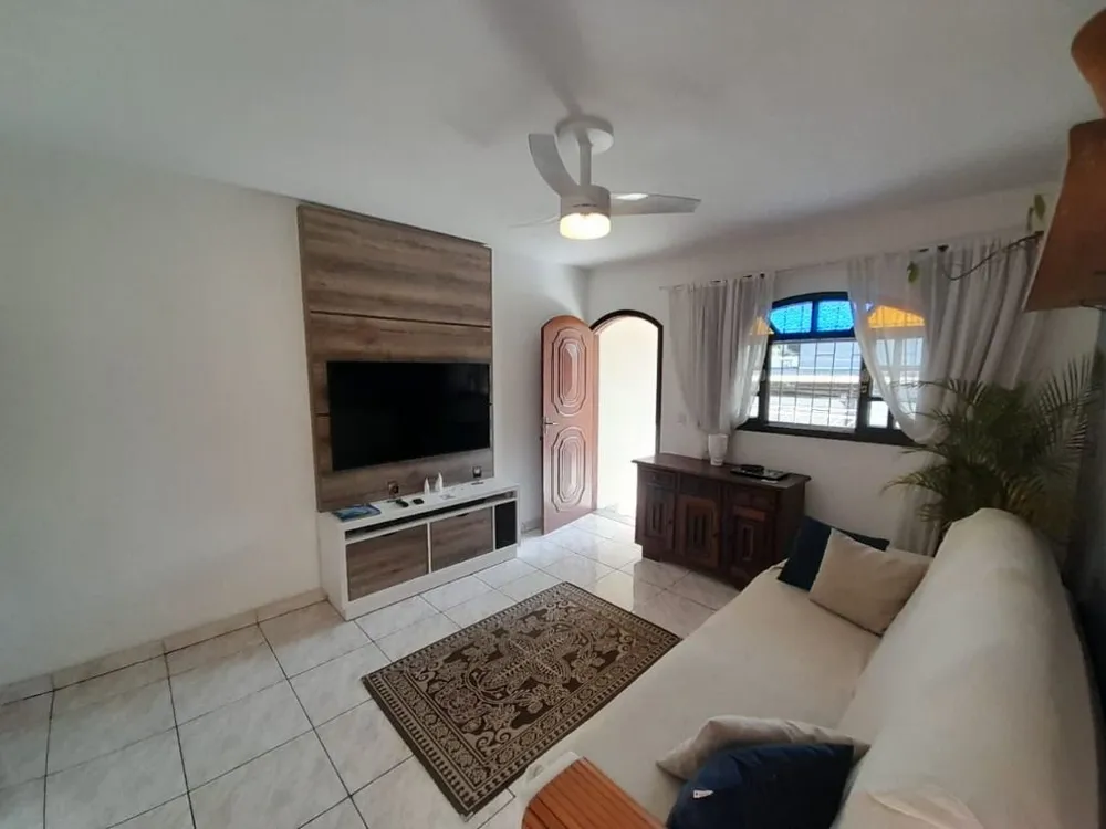 Casa, 3 quartos, 260 m² - Foto 1