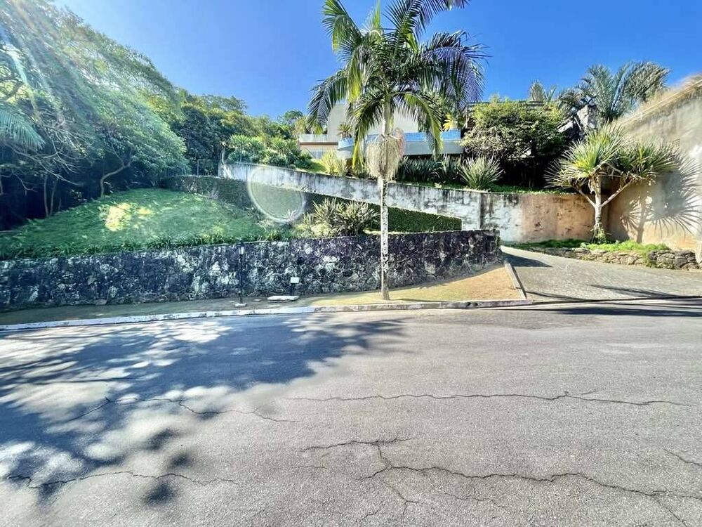 Casa de Condomínio à venda e aluguel com 4 quartos, 493m² - Foto 3