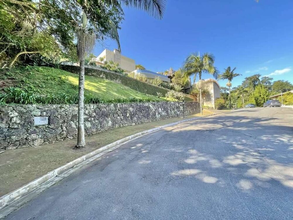 Casa de Condomínio à venda e aluguel com 4 quartos, 493m² - Foto 4