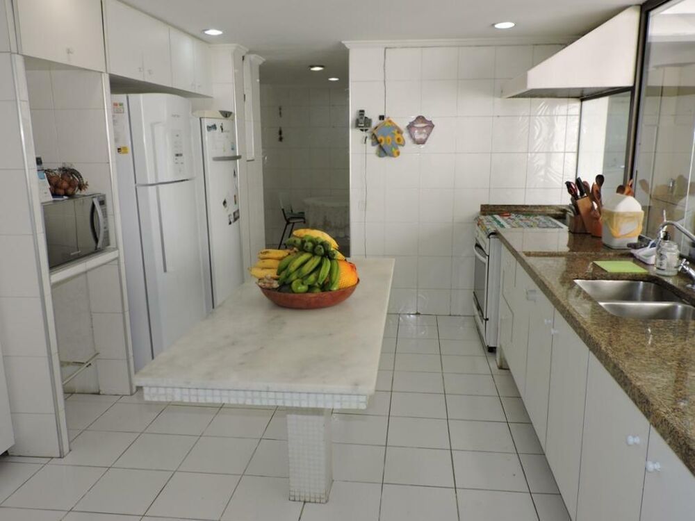 Casa de Condomínio à venda com 4 quartos, 804m² - Foto 3
