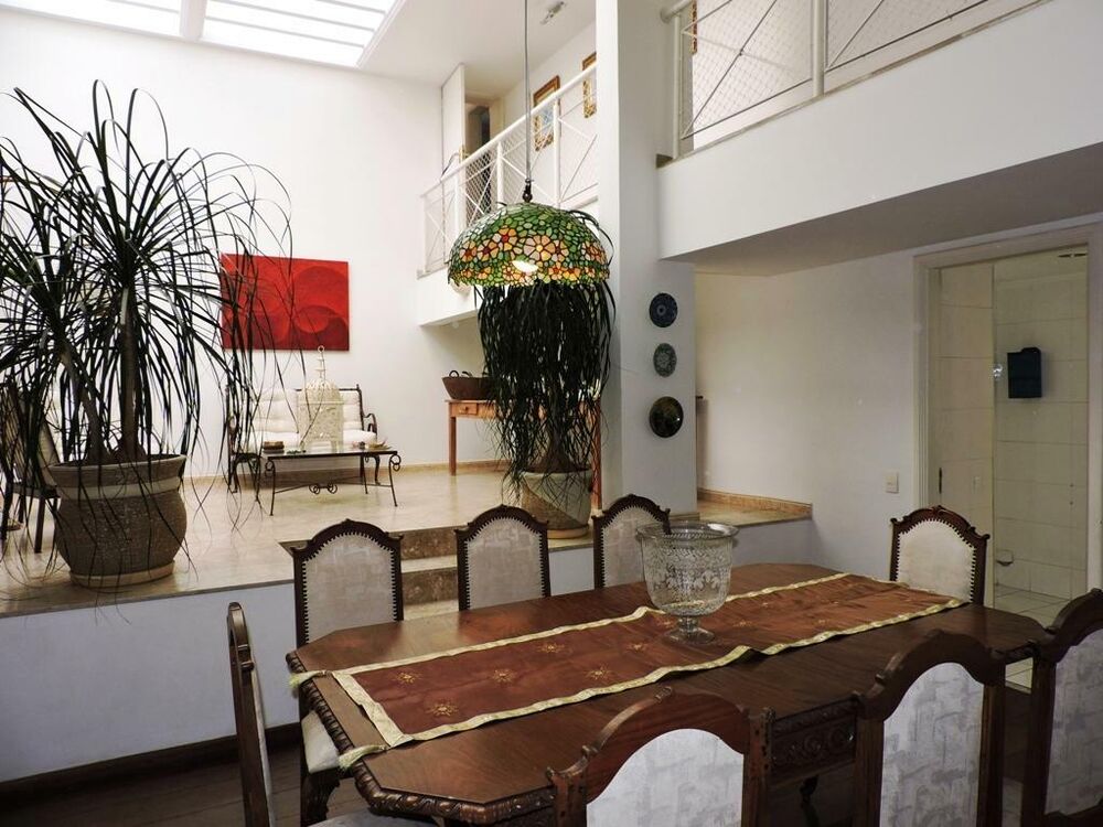 Casa de Condomínio à venda com 4 quartos, 804m² - Foto 2