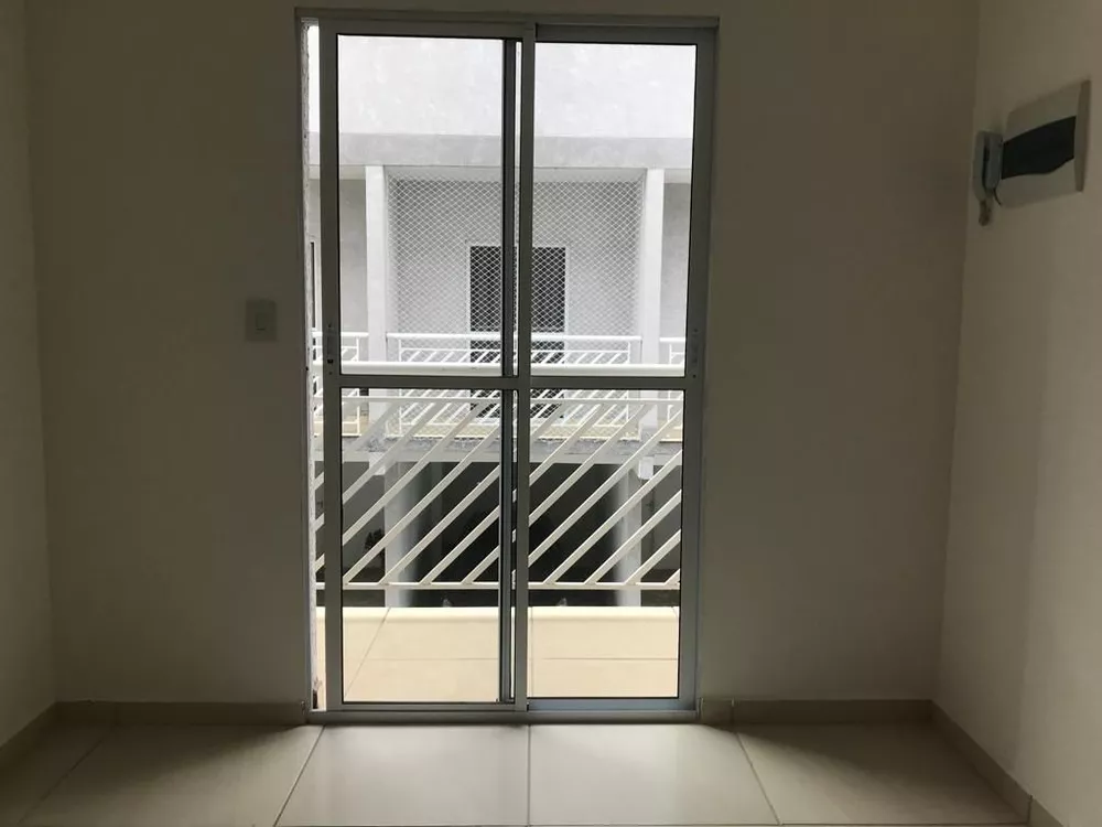 Casa de Condomínio à venda com 2 quartos, 81m² - Foto 4