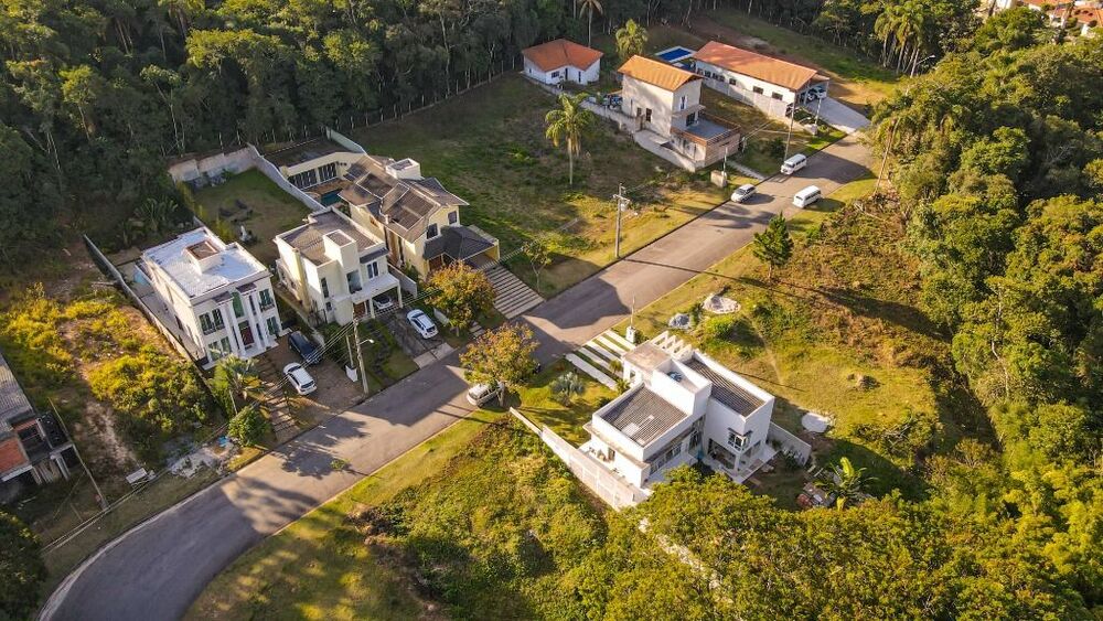 Loteamento e Condomínio, 501 m² - Foto 2