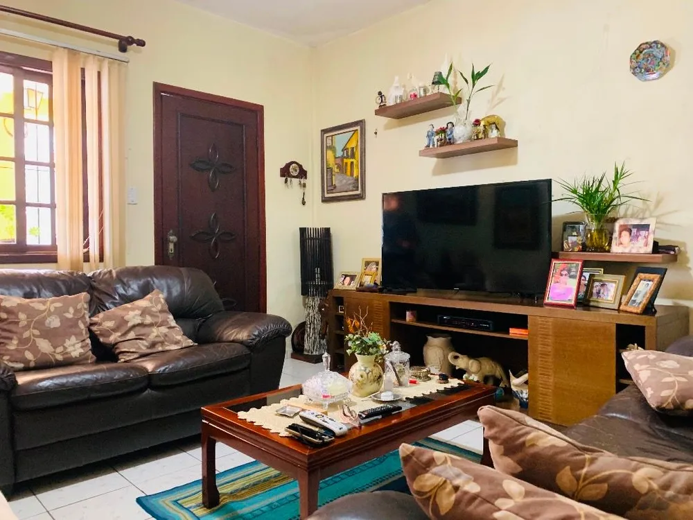 Casa, 3 quartos, 180 m² - Foto 2
