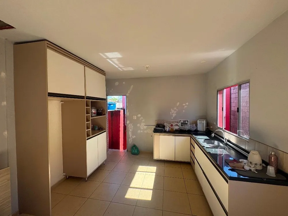 Casa, 2 quartos, 280 m² - Foto 1