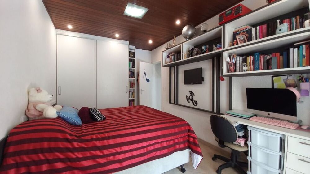 Casa, 3 quartos, 347 m² - Foto 2