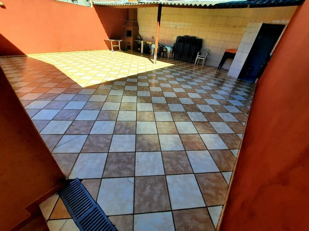 Casa, 3 quartos, 180 m² - Foto 3
