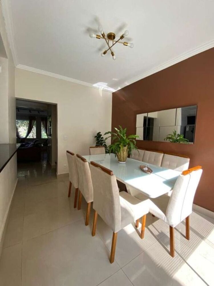 Casa de Condomínio à venda com 5 quartos, 298m² - Foto 3
