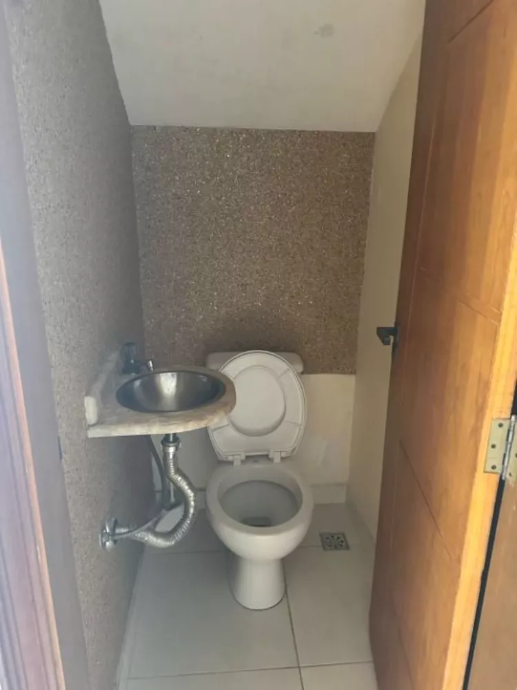 Casa de Condomínio para alugar com 3 quartos, 87m² - Foto 4