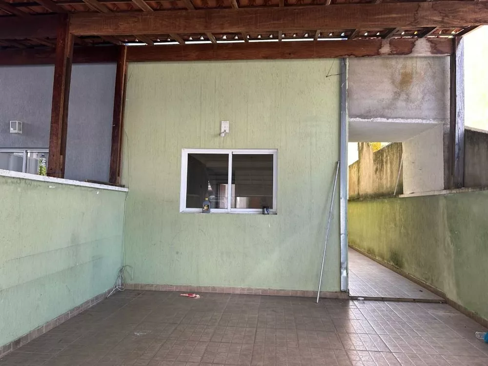 Casa de Condomínio para alugar com 3 quartos, 87m² - Foto 2