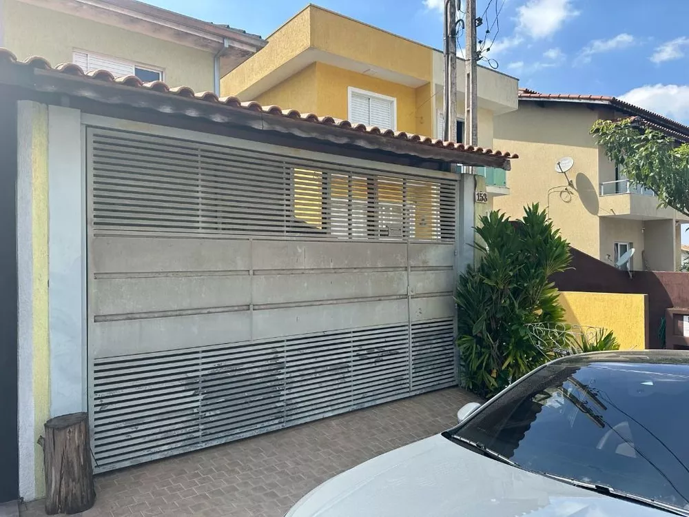 Casa de Condomínio para alugar com 3 quartos, 87m² - Foto 1