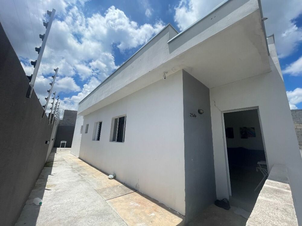 Casa, 2 quartos, 70 m² - Foto 1