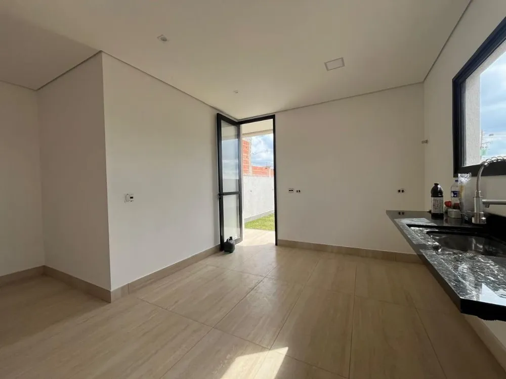 Casa, 3 quartos, 136 m² - Foto 3