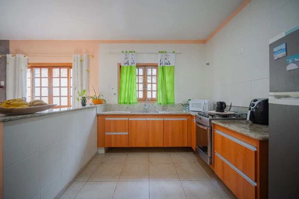 Casa, 3 quartos, 270 m² - Foto 1