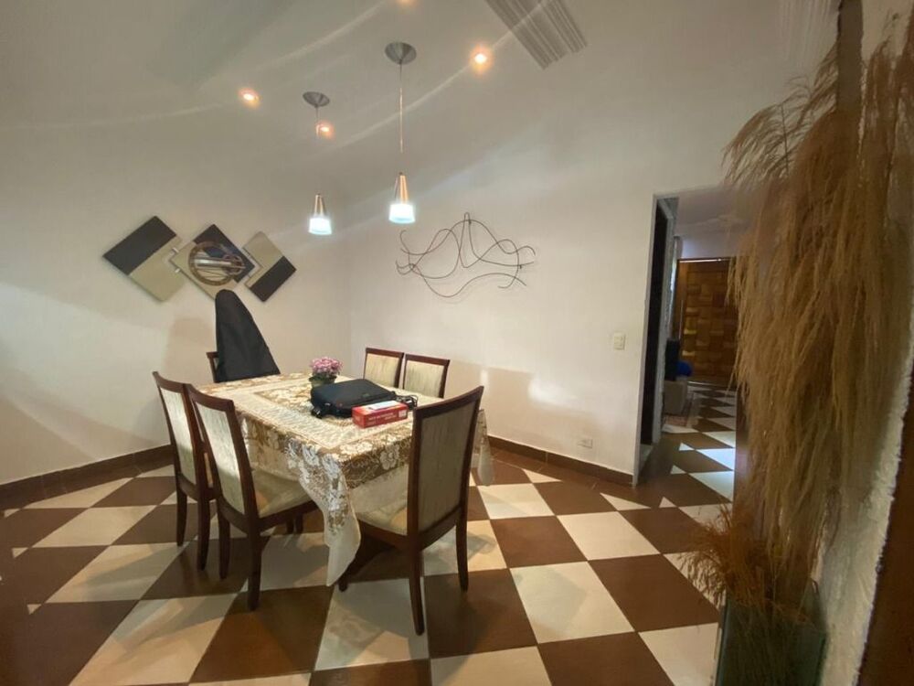 Casa, 3 quartos, 200 m² - Foto 3