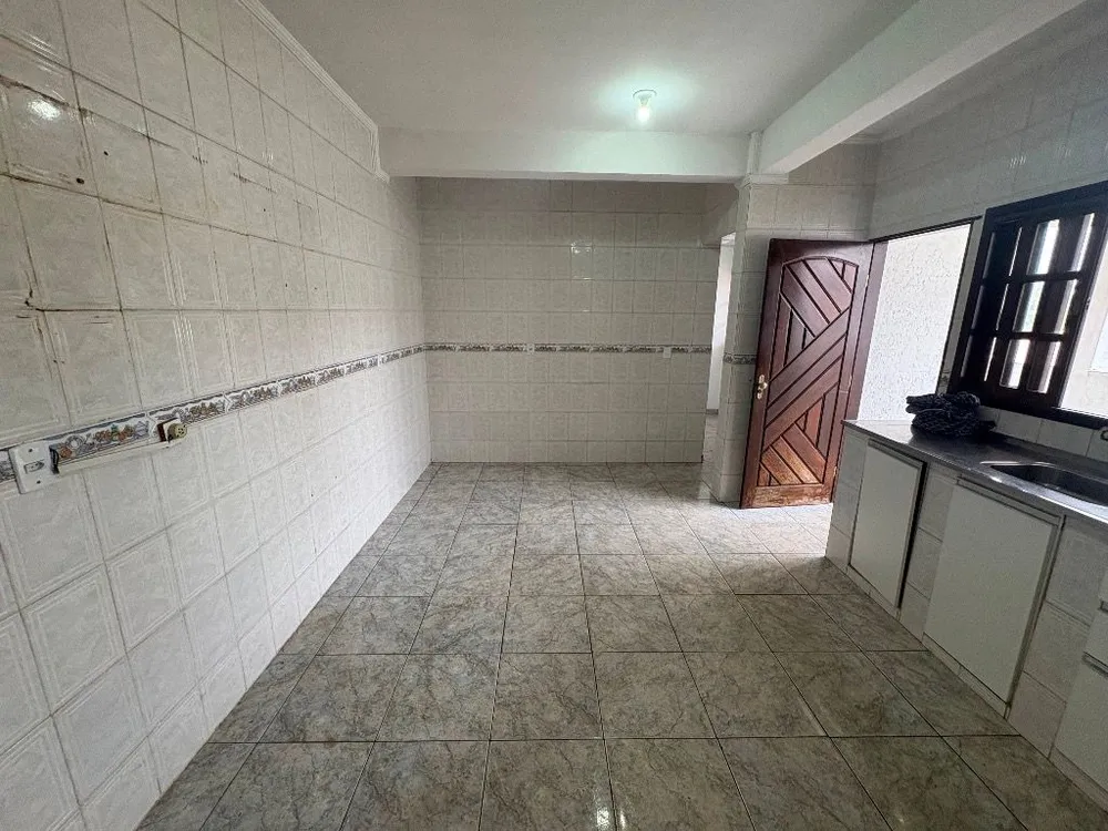 Casa, 2 quartos, 70 m² - Foto 2
