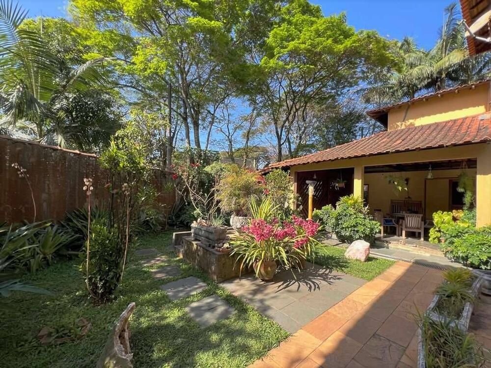 Chácara à venda com 4 quartos, 485m² - Foto 2