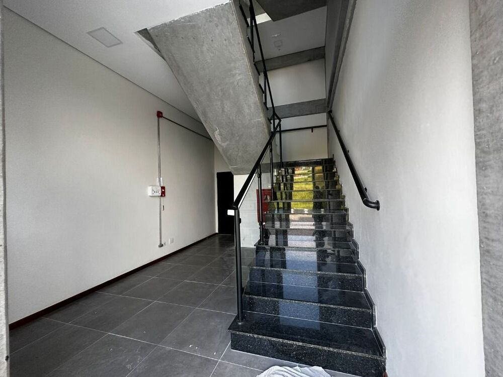 Depósito-Galpão, 1360 m² - Foto 4