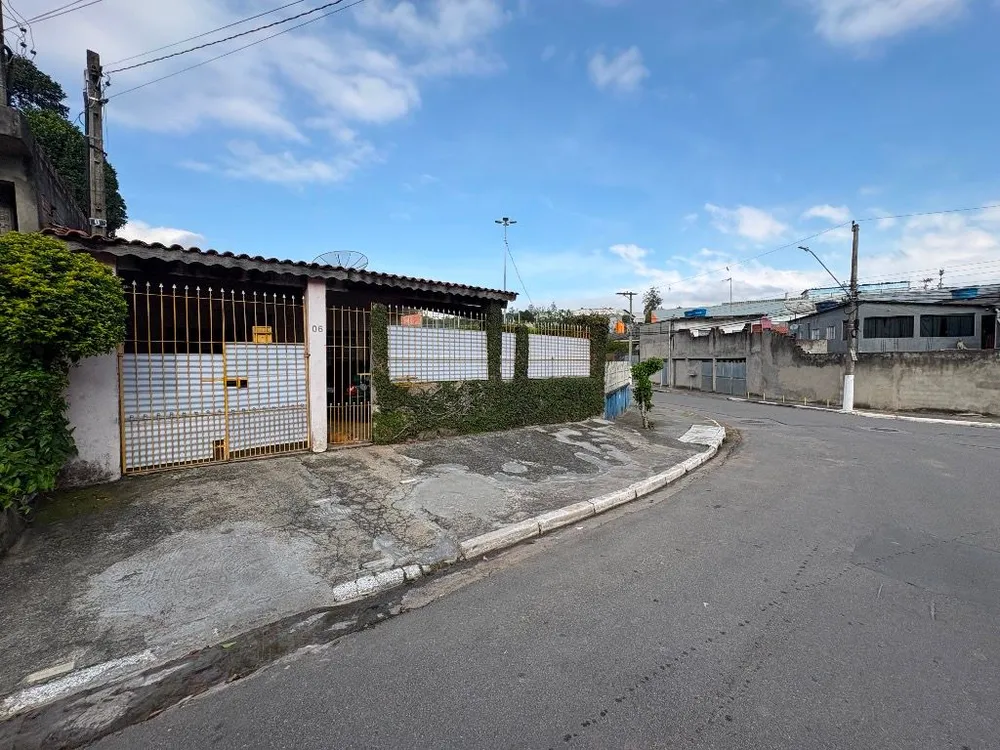 Casa, 2 quartos, 200 m² - Foto 1