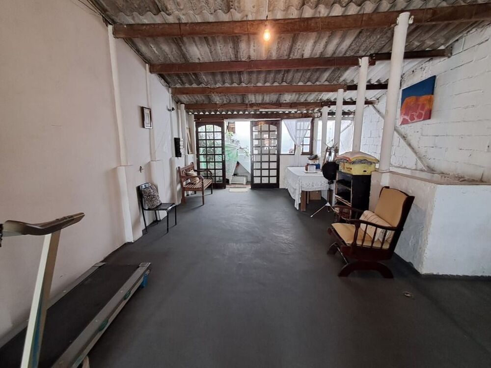 Casa à venda com 2 quartos, 218m² - Foto 13