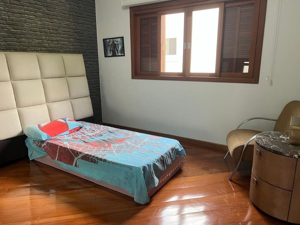 Casa de Condomínio à venda com 3 quartos, 520m² - Foto 3