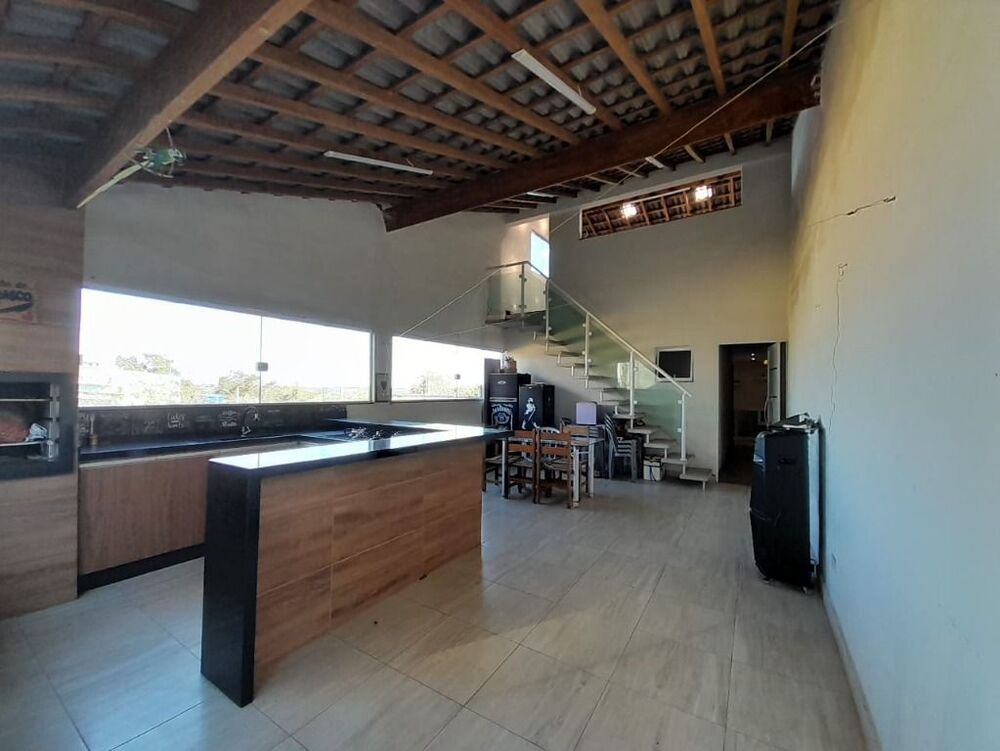 Casa, 3 quartos, 250 m² - Foto 3