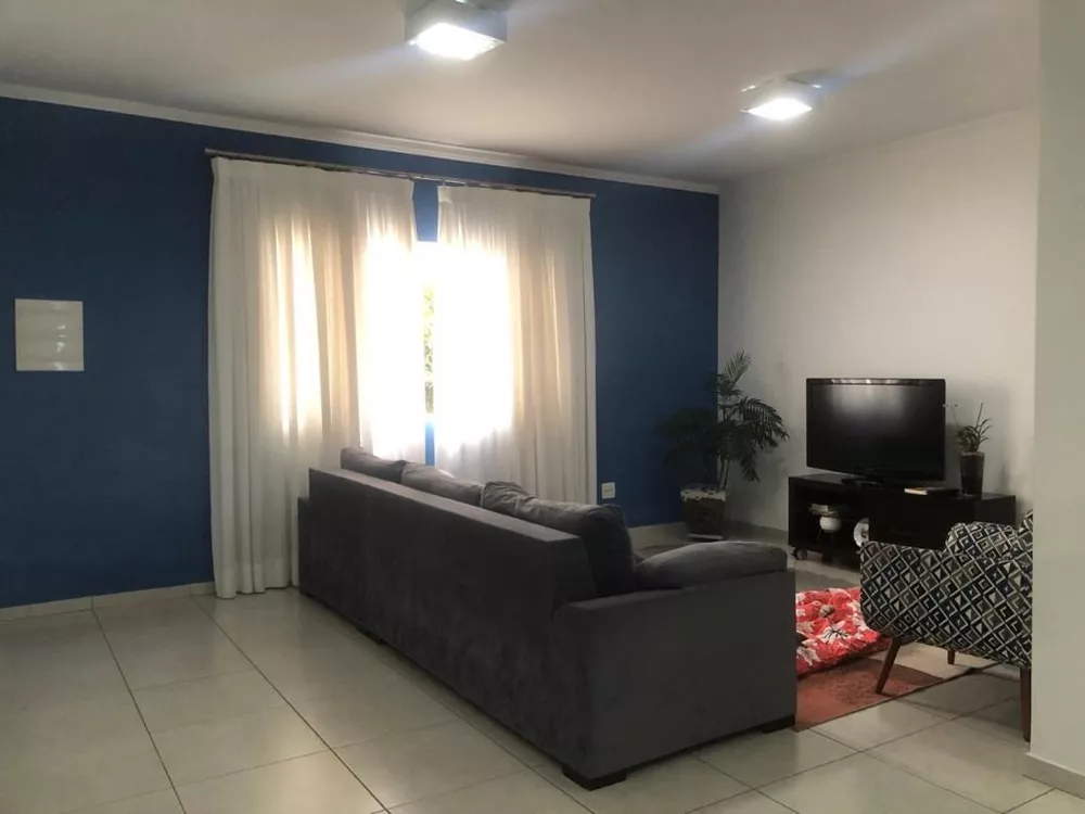 Casa à venda com 4 quartos, 356m² - Foto 2