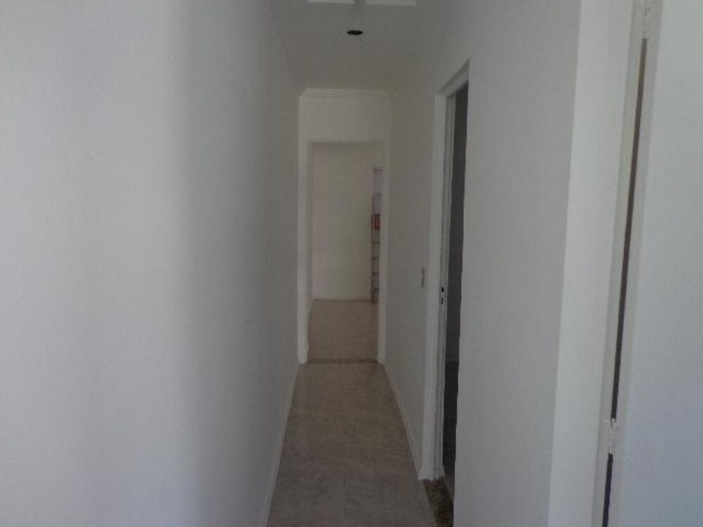 Casa à venda com 2 quartos, 70m² - Foto 7