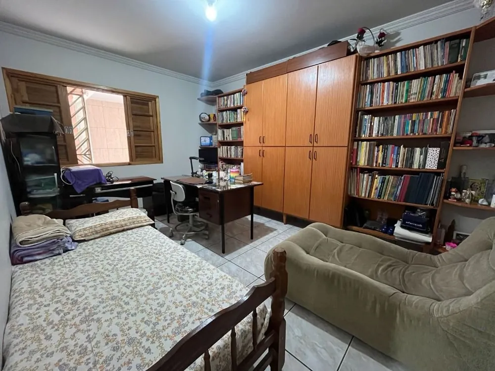 Casa, 4 quartos, 265 m² - Foto 10