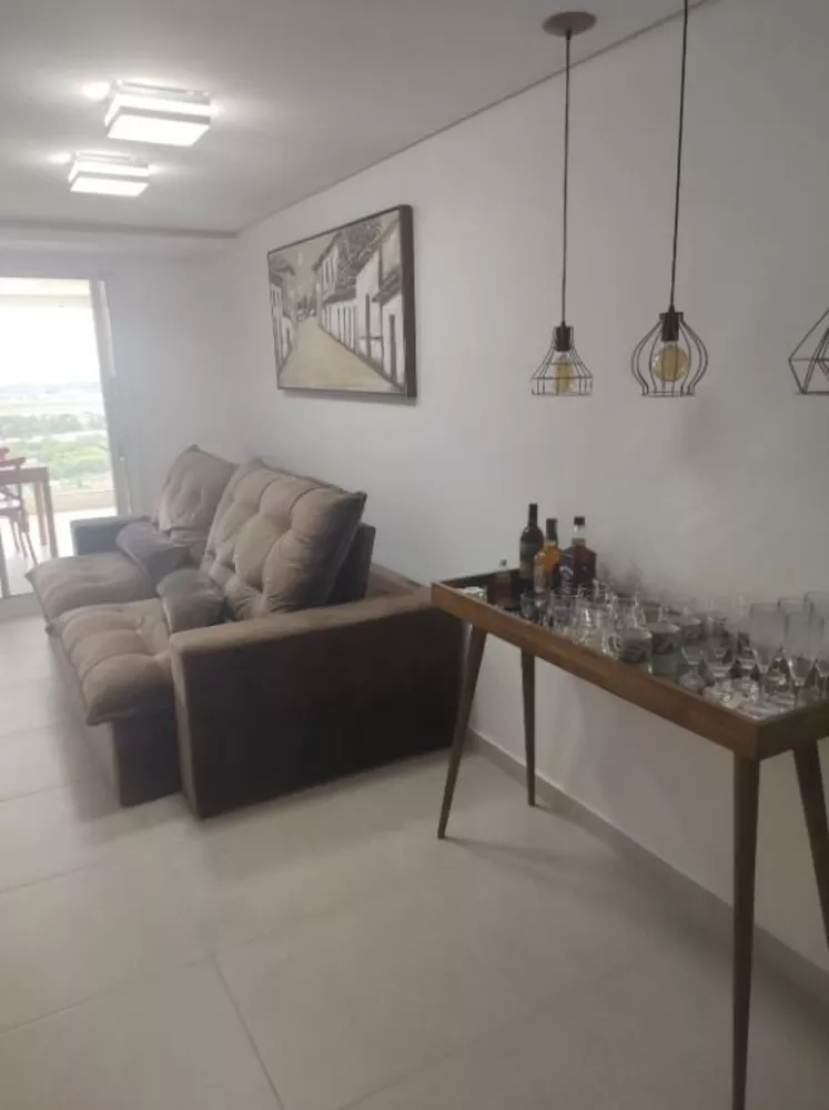 Apartamento à venda com 2 quartos, 69m² - Foto 3