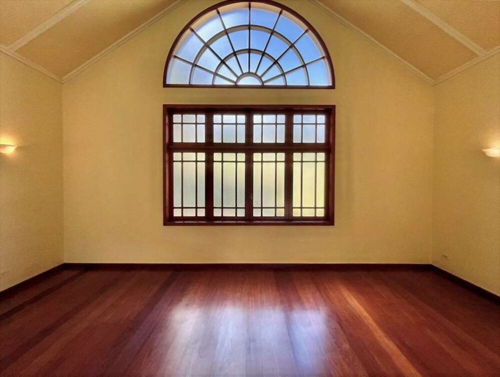 Casa de Condomínio à venda com 4 quartos, 586m² - Foto 4