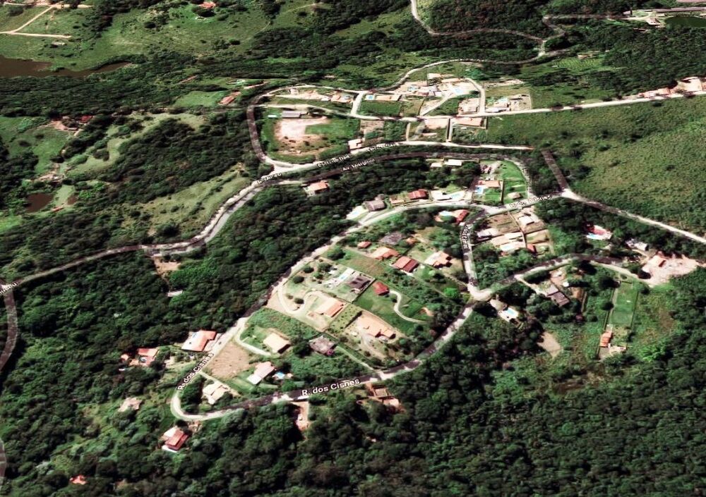 Loteamento e Condomínio, 1000 m² - Foto 1