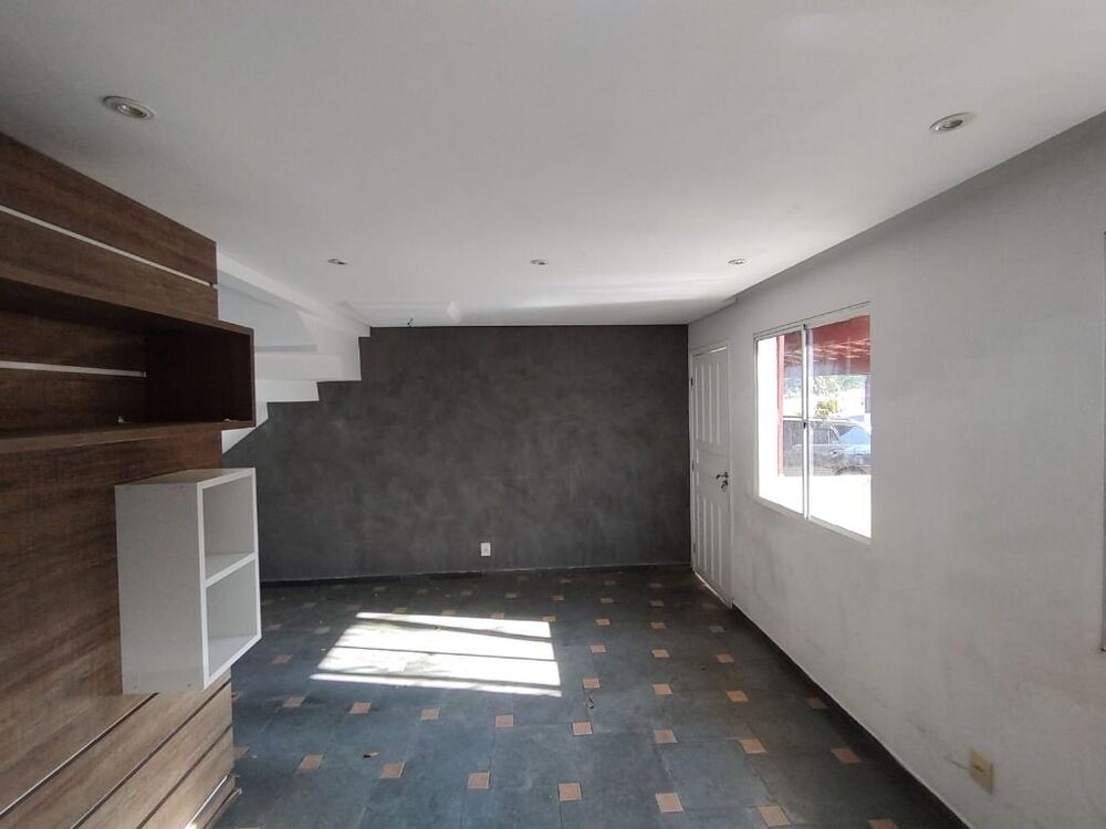 Casa de Condomínio à venda com 3 quartos, 90m² - Foto 3