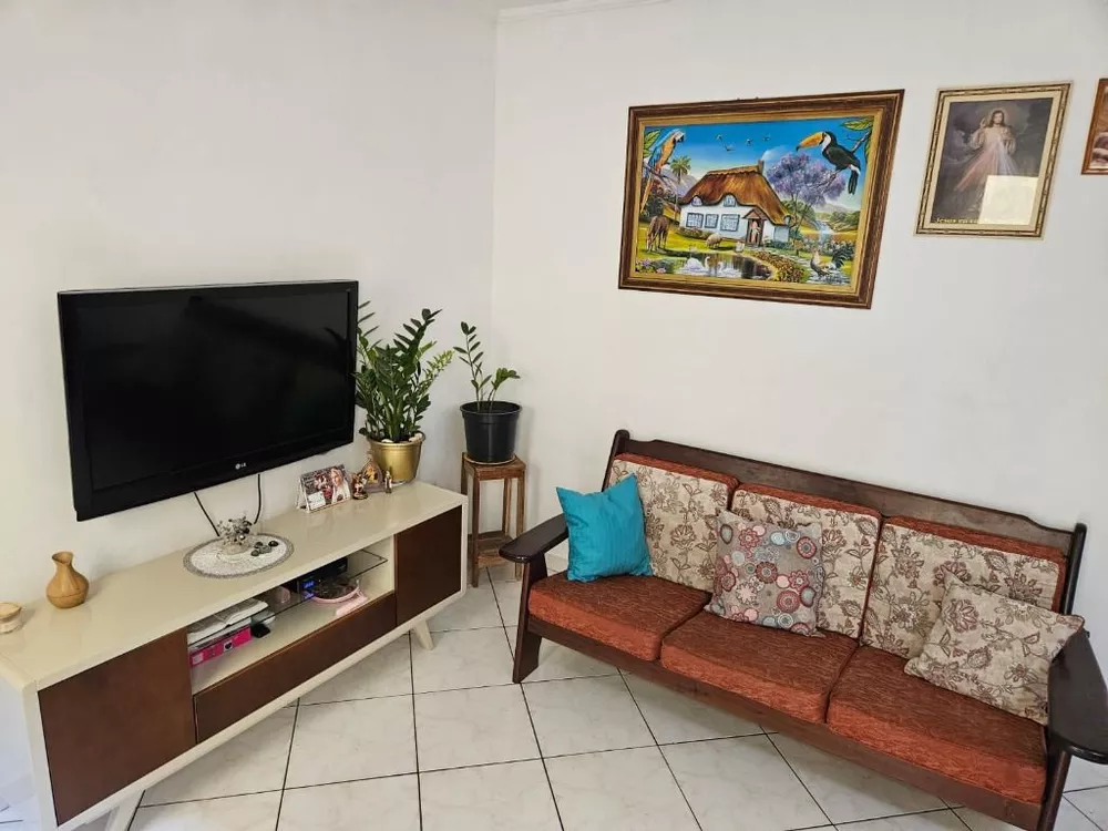 Casa à venda com 3 quartos, 177m² - Foto 2