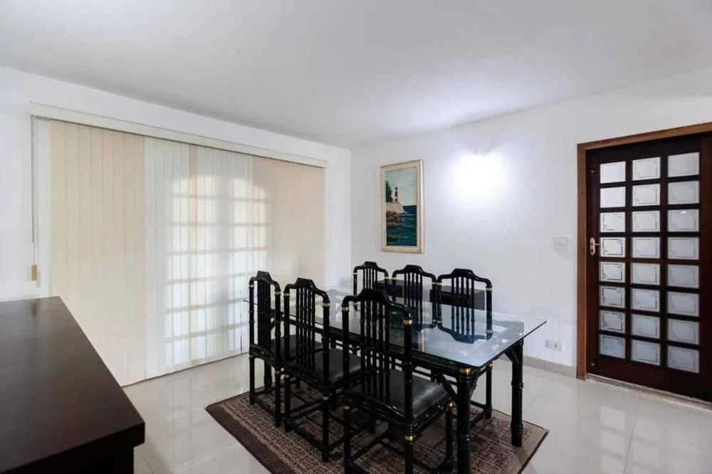 Casa, 3 quartos, 229 m² - Foto 1