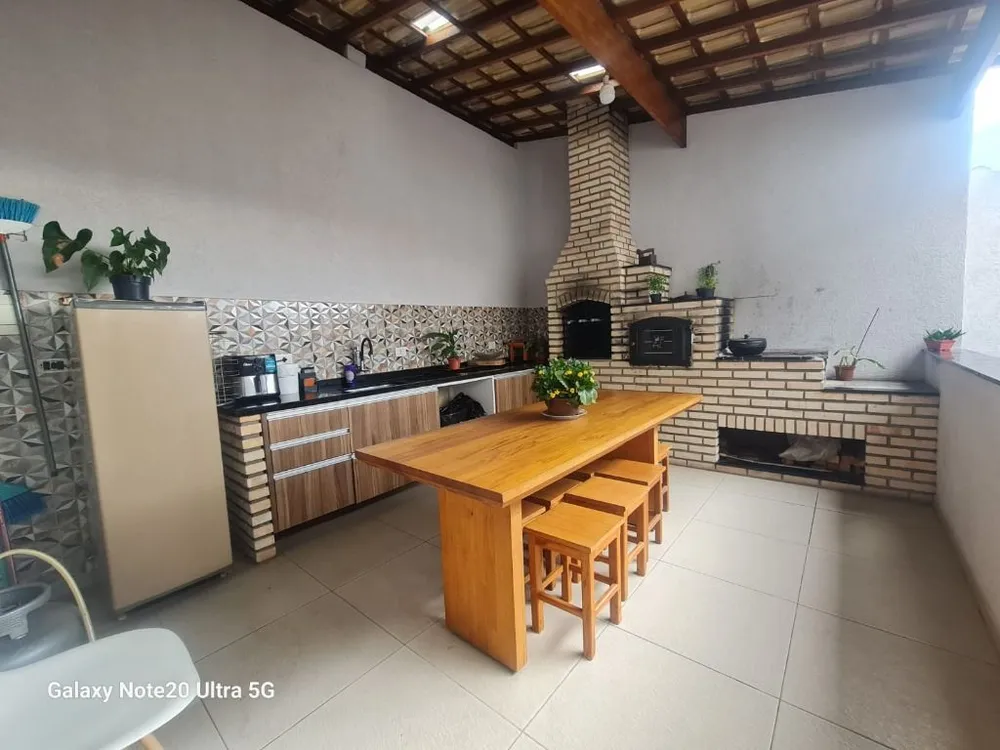 Casa, 3 quartos, 250 m² - Foto 7