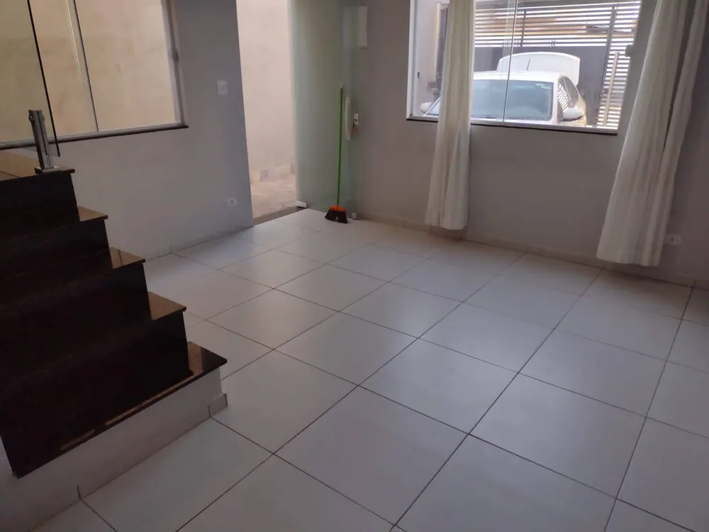 Casa, 3 quartos, 165 m² - Foto 2