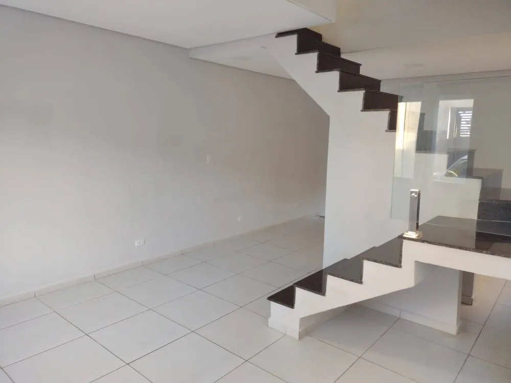 Casa, 3 quartos, 165 m² - Foto 1