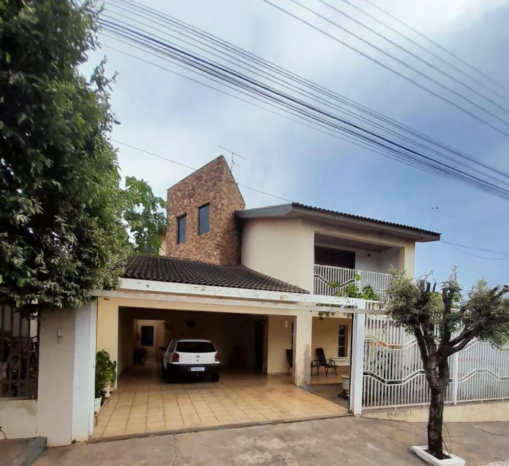 Casa, 3 quartos, 250 m² - Foto 2