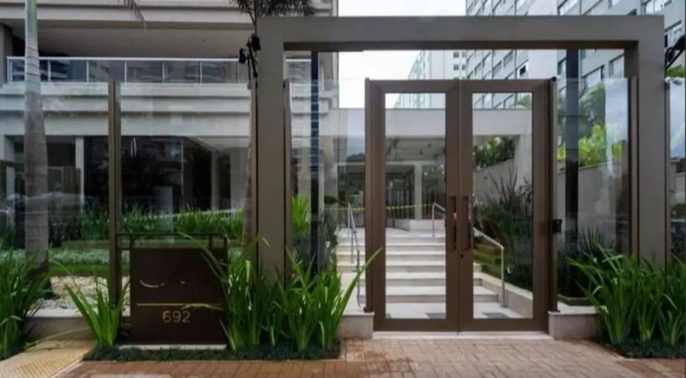 Apartamento, 3 quartos, 176 m² - Foto 2